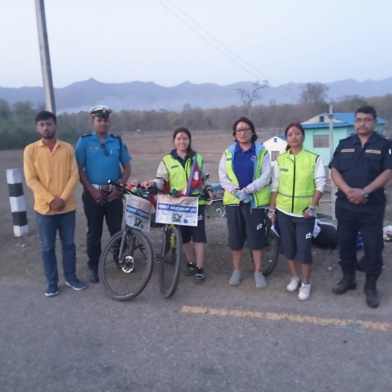 जातीय विभेद अन्त्यका लागि ३ साईकल यात्री राप्ती सोनारीमा